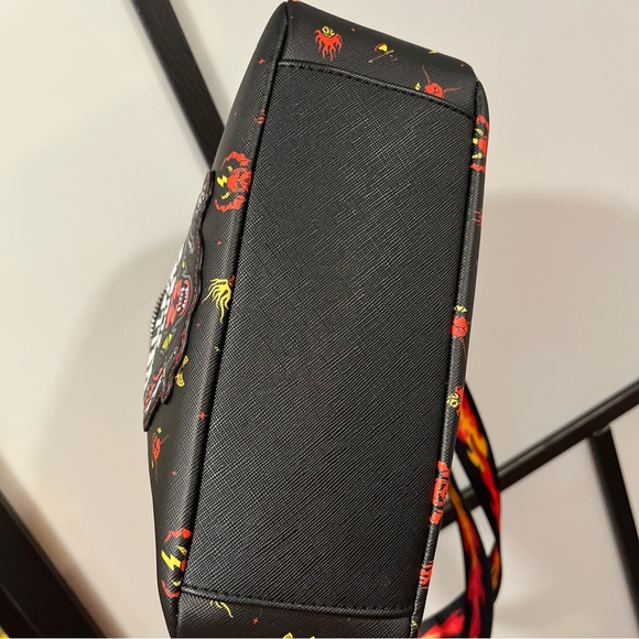 Stranger Things Hellfire Club Crossbody Bag Loungefly - Missing Tag - Picture 8 of 9